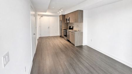 For Lease - 4010 Eglinton Avenue Unit# 1016, Toronto, Ontario - Photo 2