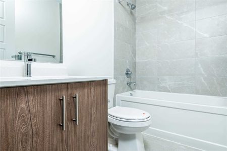 For Lease - 73 Greer Street, Barrie, Ontario - Photo 4