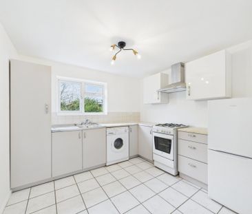 Cherry Corner, The Common, Flackwell Heath,HP10 - Photo 4