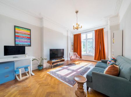 5 bedroom semi-detached house to rent - Photo 4