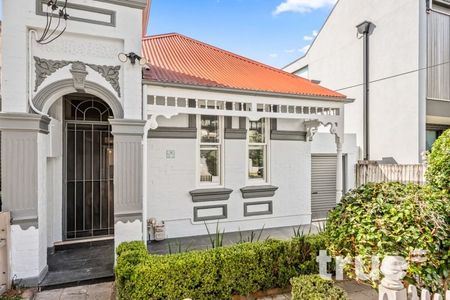 RECENTLY RENOVATED AND CONVENIENTLY LOCATED FAMILY HOME - Photo 5