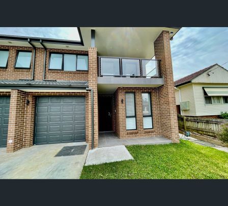 16 May Street, Constitution Hill, NSW 2145 - Photo 1