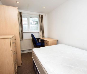 7 bedroom house to rent - Photo 4