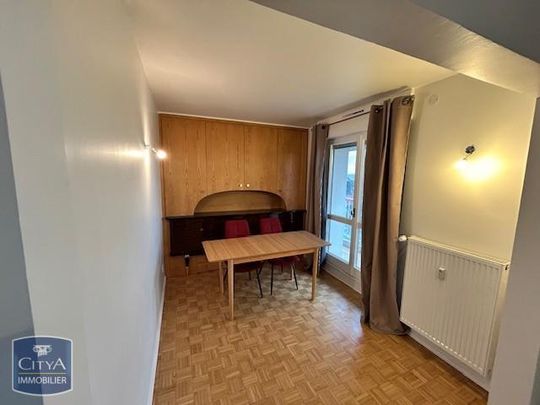 Location Appartement 4 pièces VILLEFRANCHE SUR SAONE 69400 - Photo 1