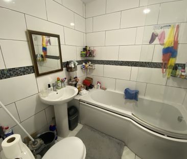 £1,100 PCM, Spacious Two Bedroom Flat in North Clive Street, Grange... - Photo 5