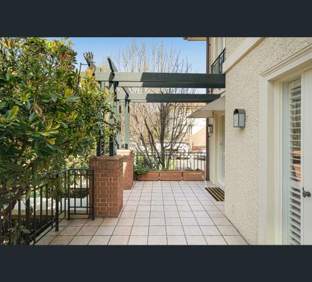 38/12 Copelen Street, South Yarra, Vic 3141 - Photo 3