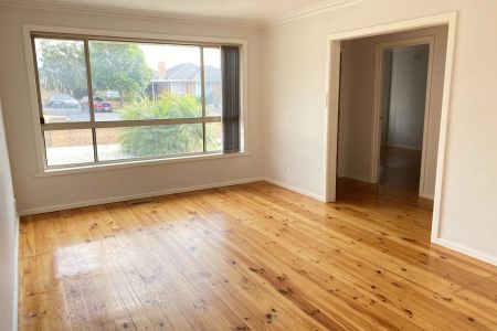 THIS PROPERTY FEATURES: - Photo 3