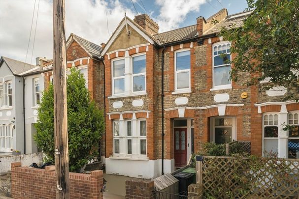 Oaklands Grove, W12, London - Photo 1