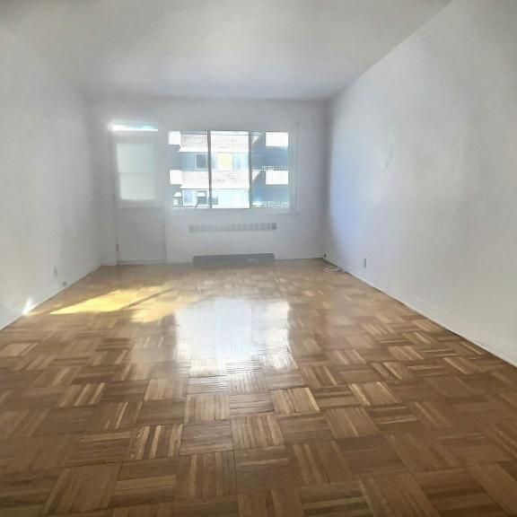 1 CH - 1 SDB - Montréal - $1,350 /mo - Photo 1