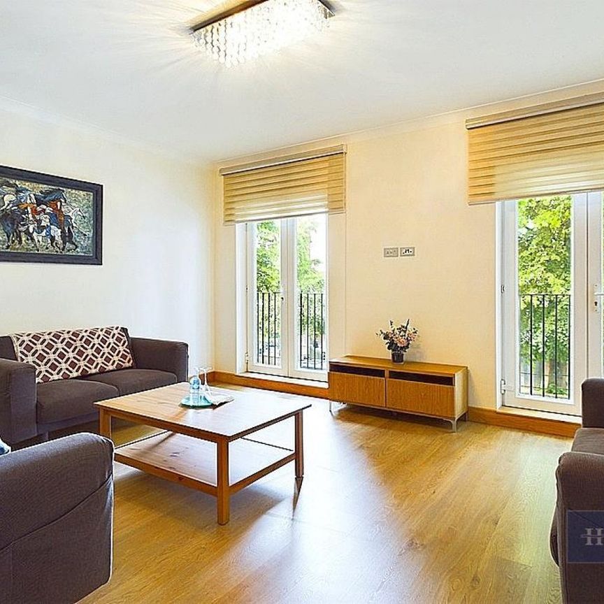 5 bedroom House To Let Total Size: 1836 SQ FT - Photo 1