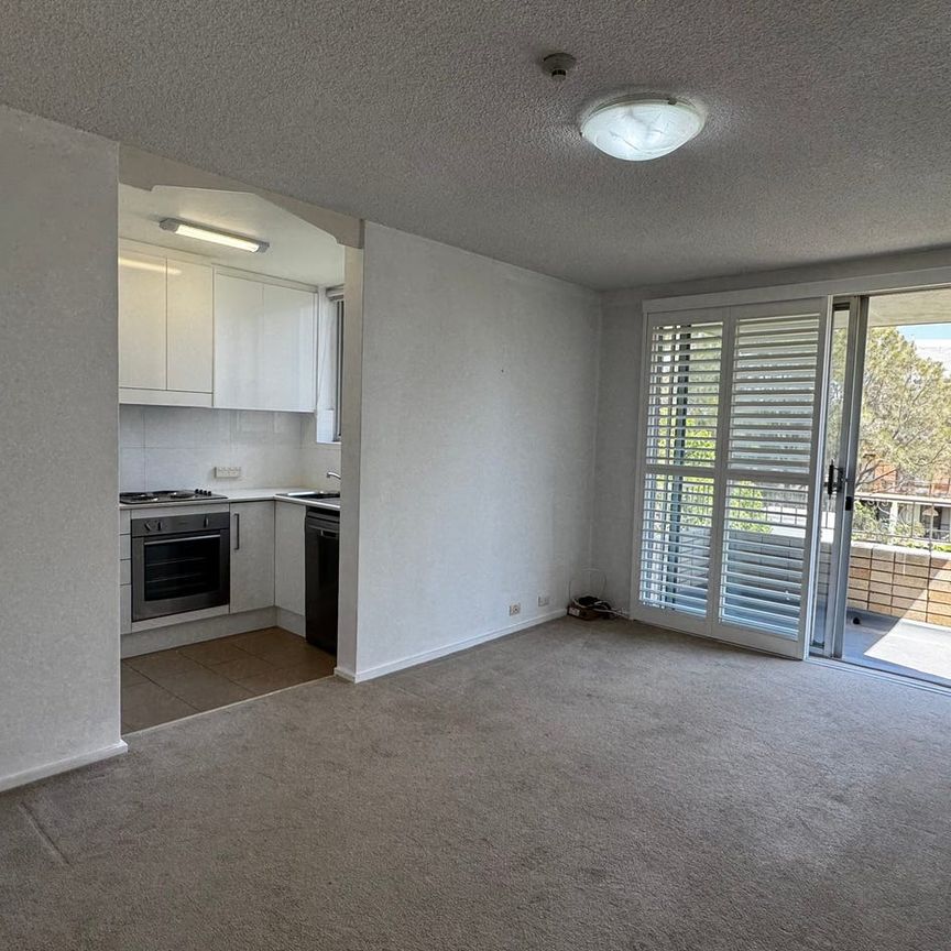 Stylish Apartment Living in Cremorne - Photo 1