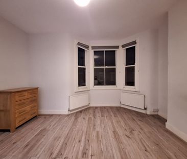 4 Bed Terraced House, Rosebery Avenue, N17 - Photo 2