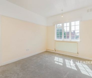 2 bedroom apartment to rent Rylton House, Hersham Road, Walton-on-T... - Photo 4