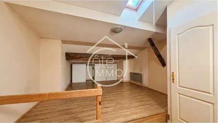 Location Maison 2 pièces 42m² CASTILLON LA BATAILLE 33350 - Photo 3