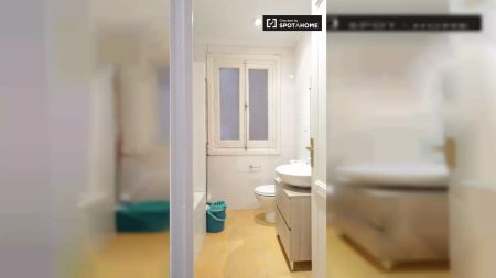 Rooms for women for rent in 5-bedroom apartment in Goya - Foto 2