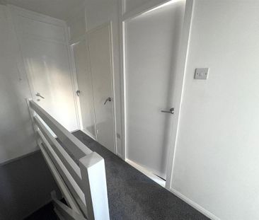 3 bedroom terraced house to rent - Photo 6