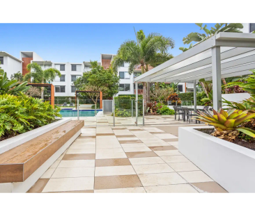 1202/6-8 Waterford Court, Bundall, Qld 4217 - Photo 5