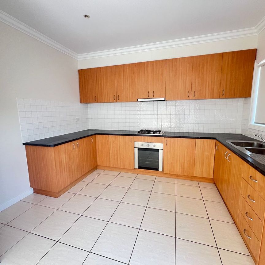 4/31 Morley Street, Glenroy, VIC 3046 - Photo 1