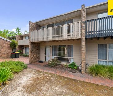 Page Townhouse Living - Photo 6