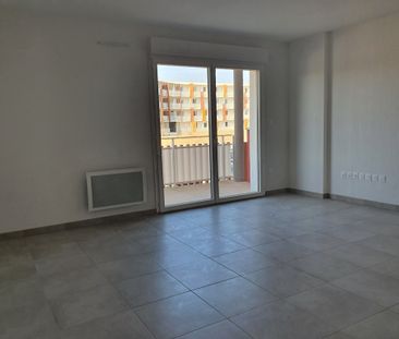 Nîmes : appartement T2 terrasse - Photo 2