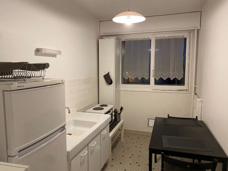 Appartement à louer - BOULEVARD DE LA PAIX - Photo 3