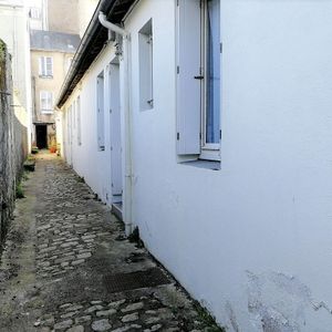 A Louer - Nantes St Clement - Appartement 2 Pièces De 35.68 M² - Photo 2