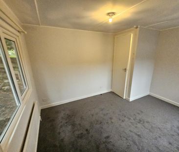 2 bedroom park home to rent - Photo 4