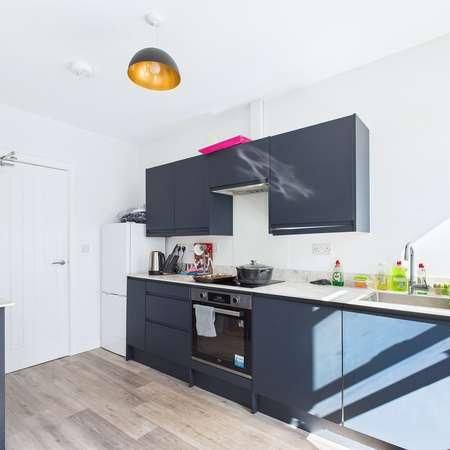 Tff Teville Road, Worthing, BN11 - Photo 1