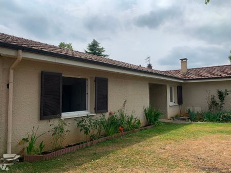 Agréable pavillon de plain pied avec garage accolé sans vis-à-vis - Photo 2