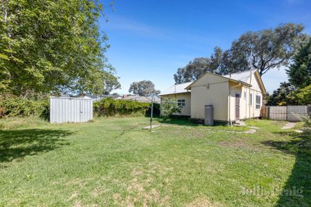 19 Derna Street, Heidelberg West - Photo 5