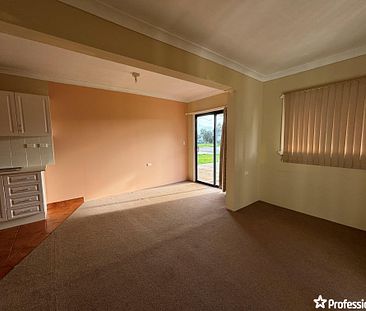 12 Woodman Street, Utakarra WA 6530 - Photo 3