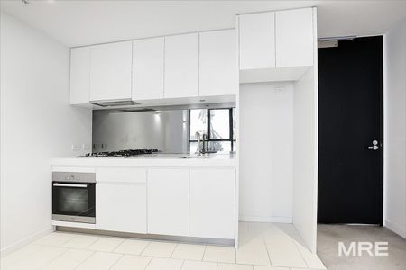 808/108 Flinders Street, Melbourne - Photo 5