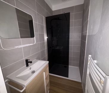 Location Maison 3 pièces 56m² LA COURONNE 16400 - Photo 5