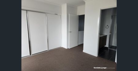 2 BEDROOM TOWNHOUSE IN MINTA ESTATE - Photo 2