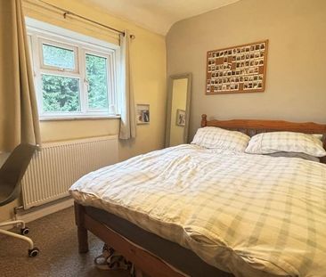 5 bedroom semi-detached house to rent - Photo 5