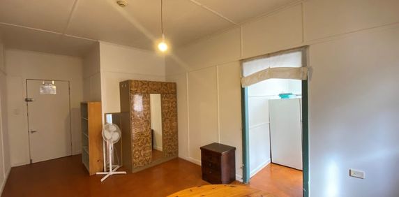 8/39 Browning Street, QLD, 4101, West End - Photo 2