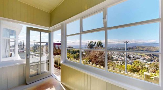 Elevated and Spacious Sun Trap - Photo 1