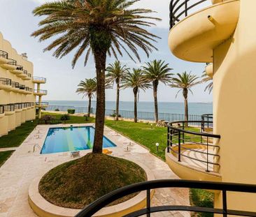 4 Bedroom Apartment with swimming pool, São João do Estoril, Cascais - Photo 6