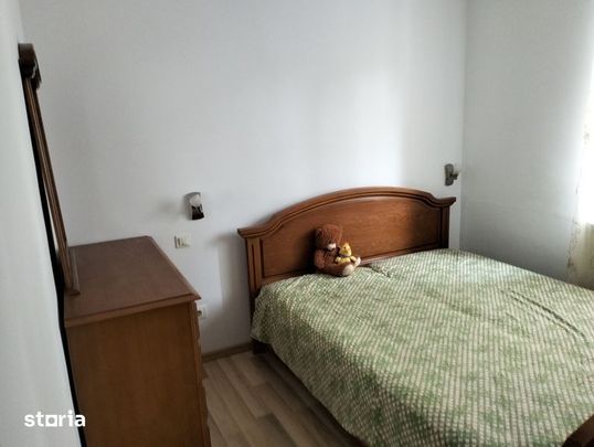 Inchiriez apartament 3 camere - Fotografie 1