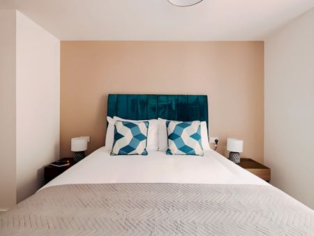 Two Bedroom Apartment - Photo 3