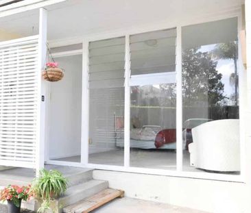 Sunny One Bedroom Studio In Mt Eden - Photo 2