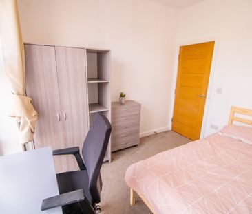 Flat K, Nova 1, George Cayley Drive - Photo 4