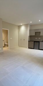 Location Appartement 1 pièce 31m² NARBONNE 11100 - Photo 3