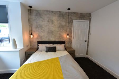 Raven Road, Hyde Park - Photo 3