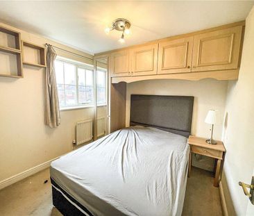 3 bedroom semi-detached house to rent - Photo 6