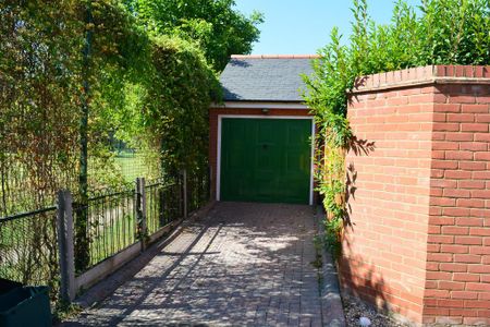 3 bedroom end of terrace house to rent - Photo 3