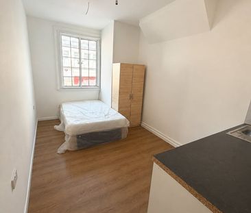Studio Flat, London Road, CR0 - Photo 1