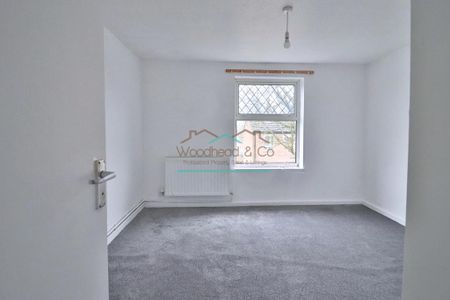 3 bedroom terraced house to rent - Photo 4