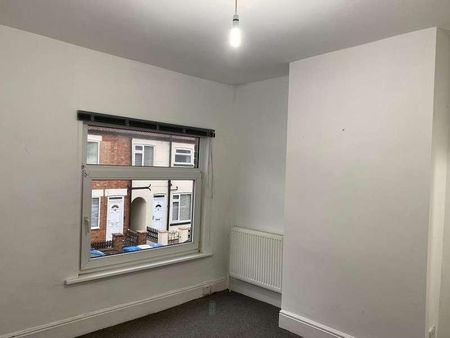 King Street, Desborough, Northants, NN14 - Photo 5