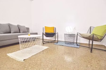 Carrer del Mestre Aguilar, Valencia, Valencian Community 46006 - Photo 3